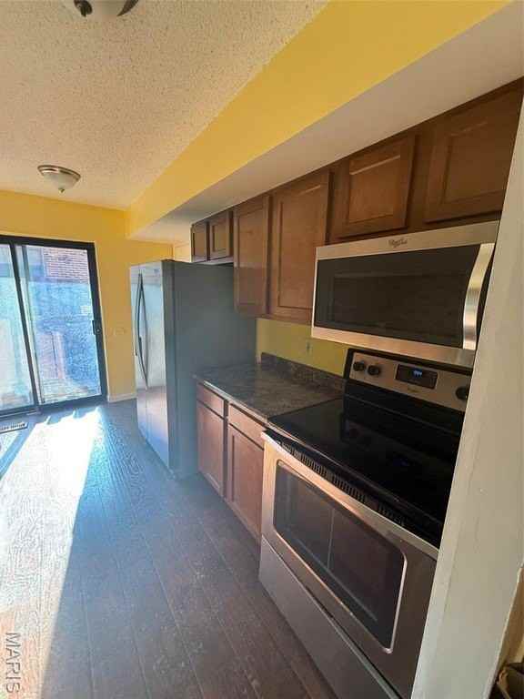 7925 Royal Arms Ct #1 - Photo 7 of 19