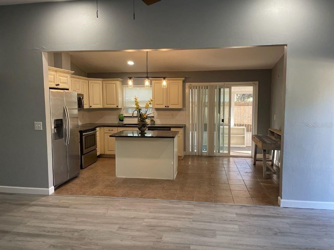 234 Patterson Ave - Photo 2 of 13