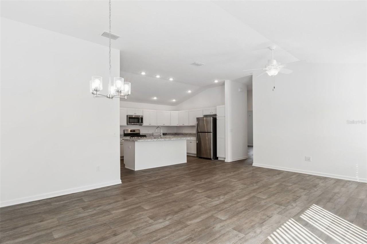 5441 Boaz Ave - Photo 5 of 29