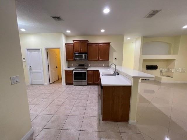 201 Goldie St - Photo 3 of 49