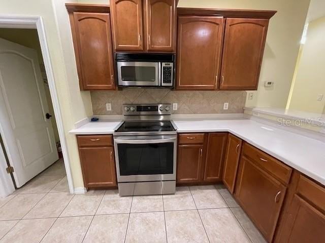 201 Goldie St - Photo 5 of 49