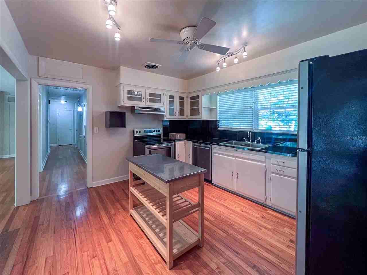 1516 Nw 14th Ave - Photo 6 of 31