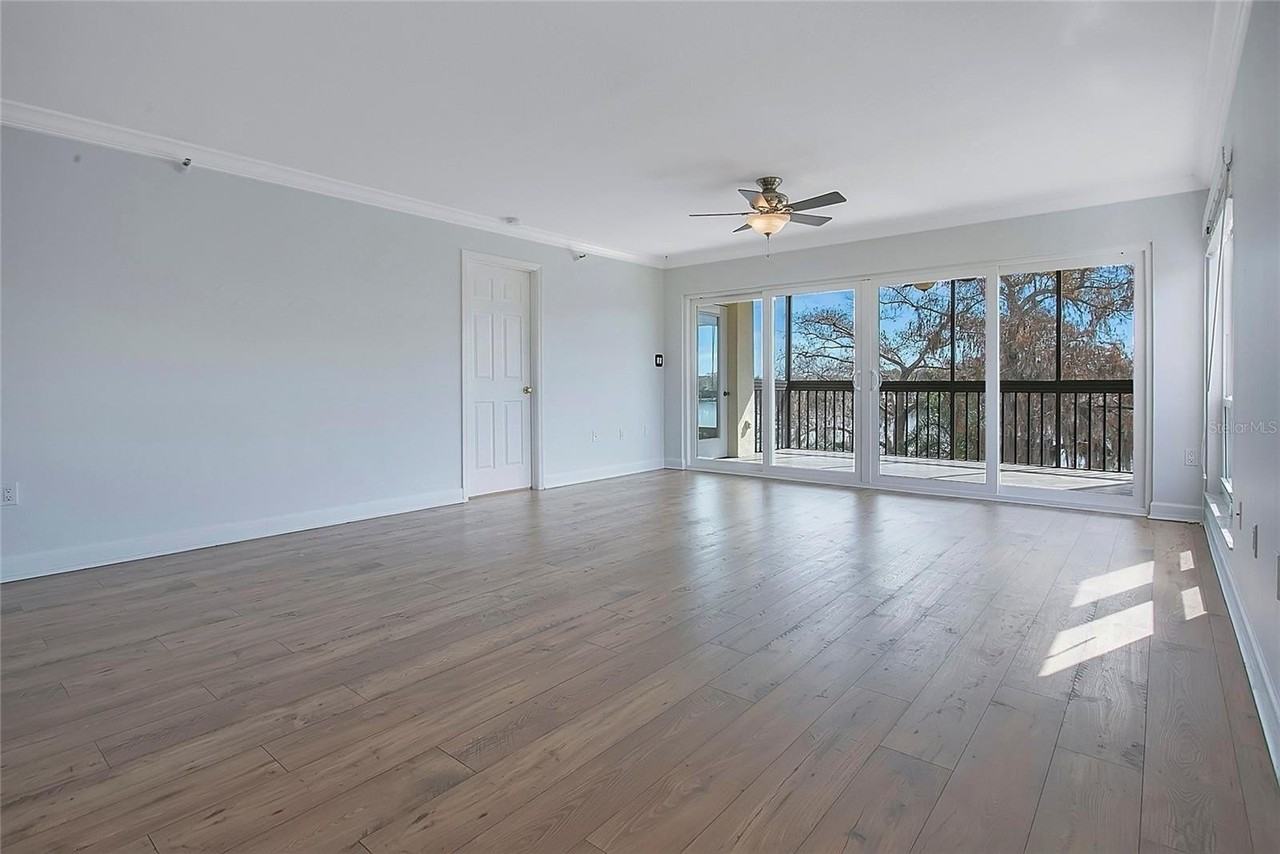 206 Quayside Cir #503 - Photo 7 of 32