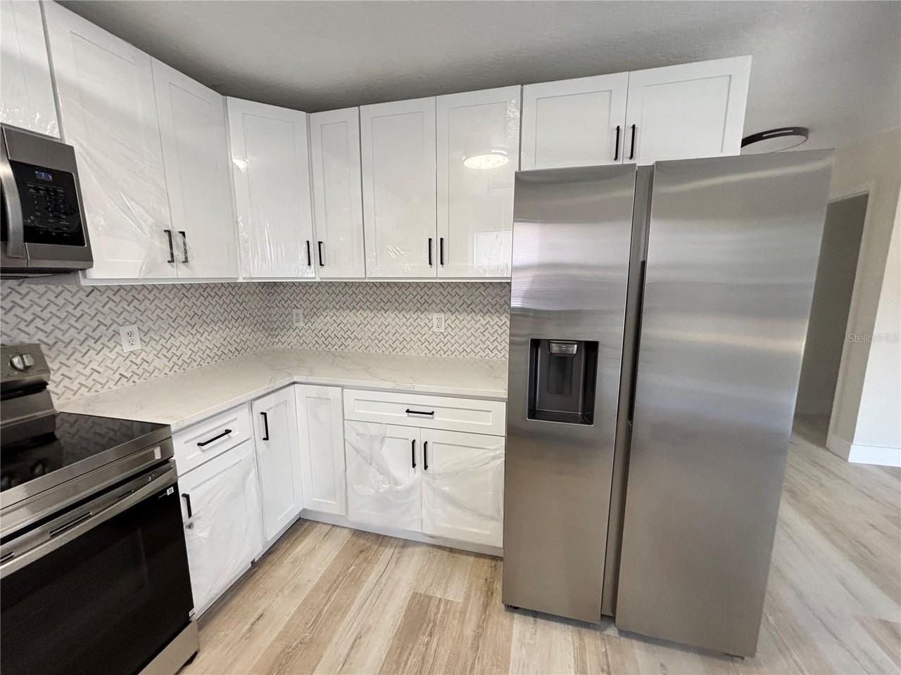 162 Cascade St #B - Photo 5 of 19