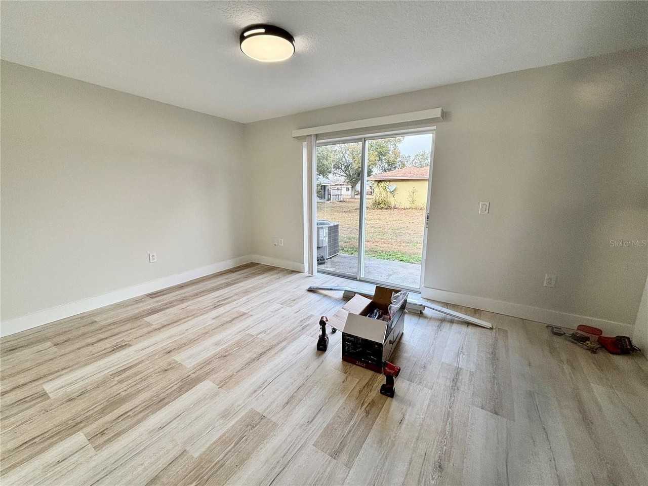 162 Cascade St #B - Photo 6 of 19