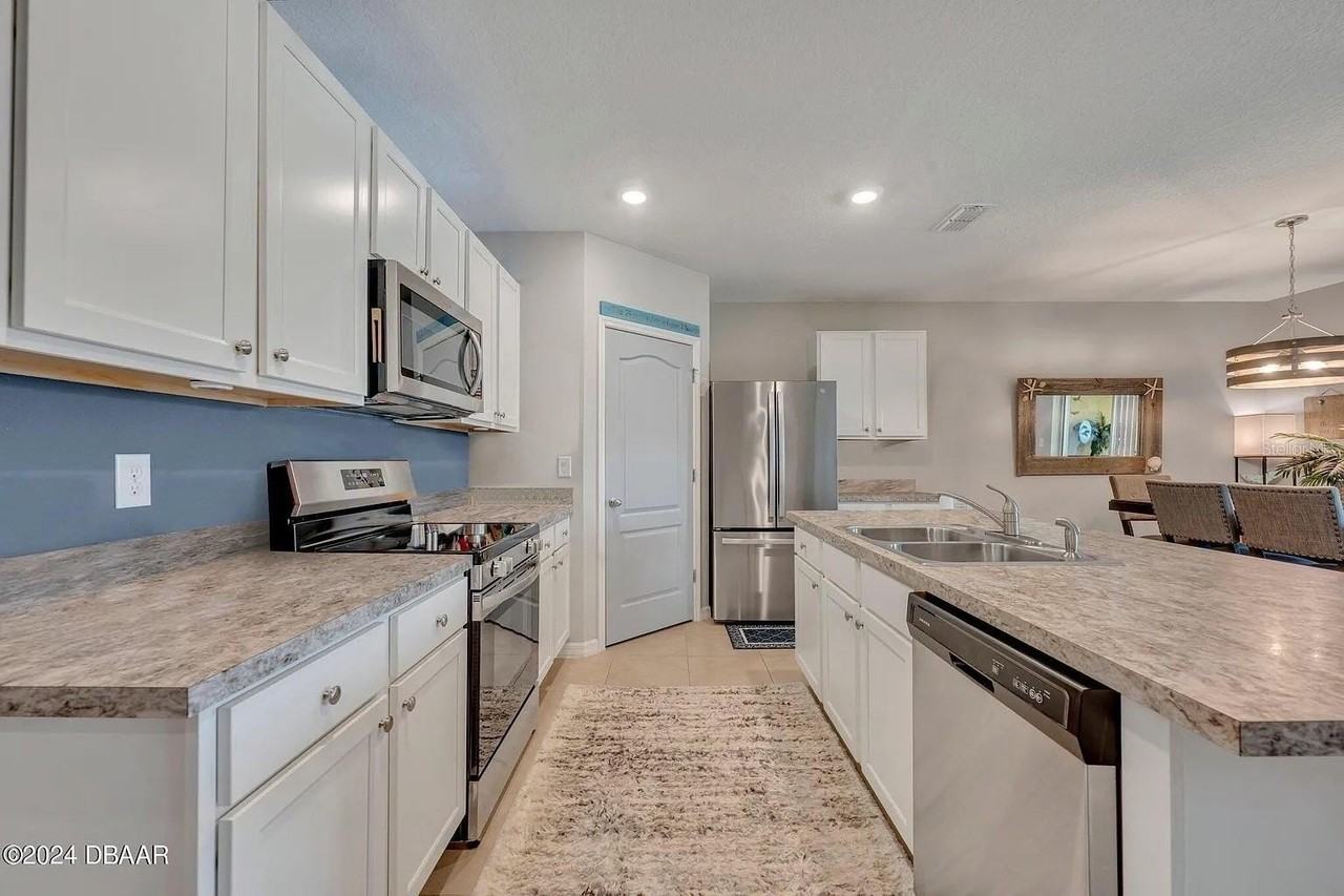 136 Old Mill Pond Rd - Photo 3 of 14