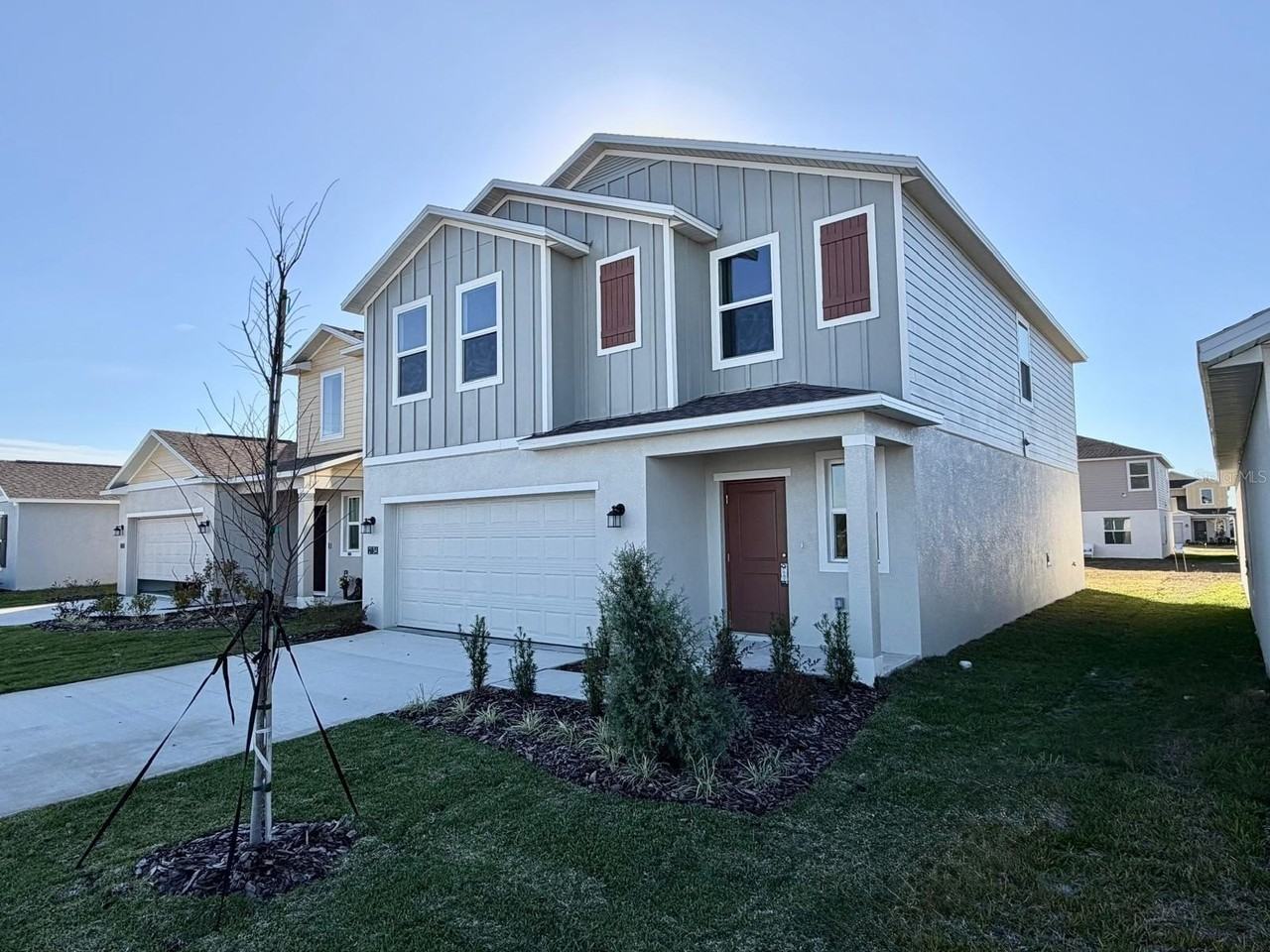 2134 CHRIS DRIVE - Photo 2 of 27