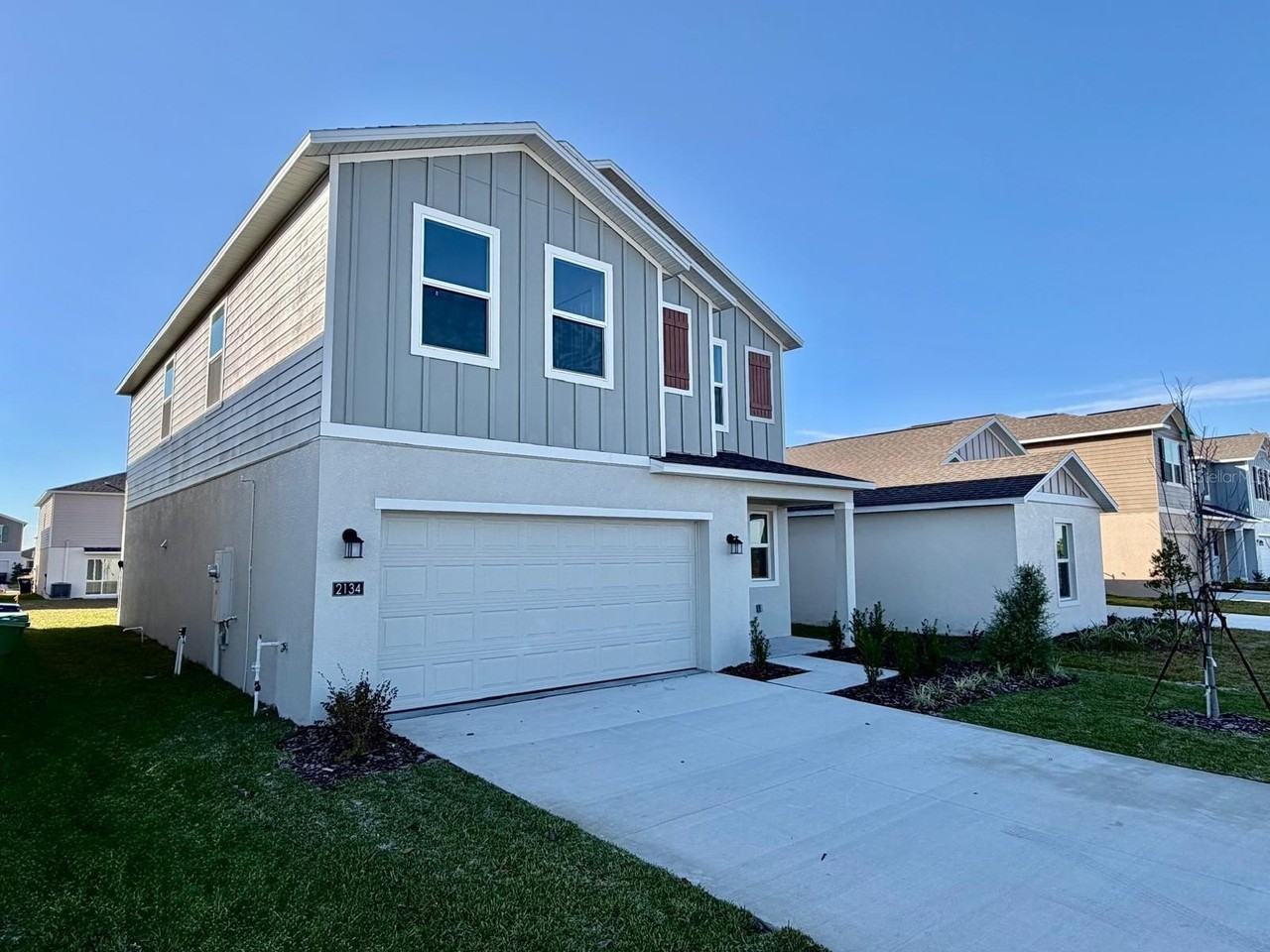 2134 CHRIS DRIVE - Photo 3 of 27