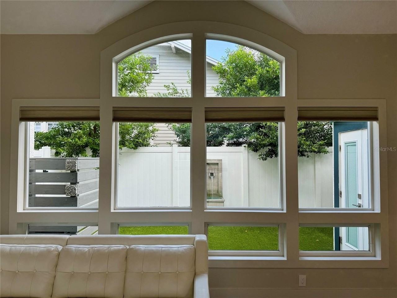 782 S Pennsylvania Ave #1 - Photo 4 of 25