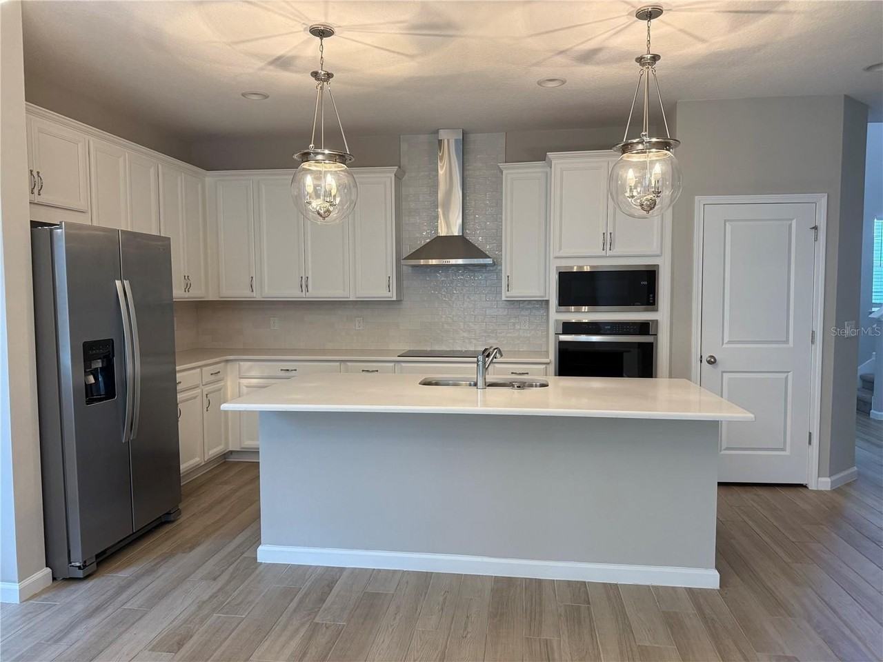 4466 Davos Dr - Photo 5 of 19