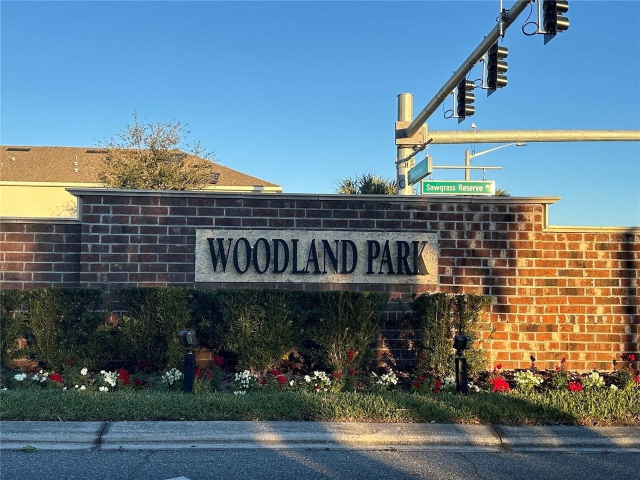 10834 Wyne Tree Ct - Photo 2 of 33