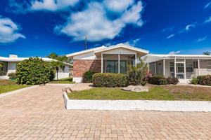 featured image of 6020 Midnight Pass Rd #4