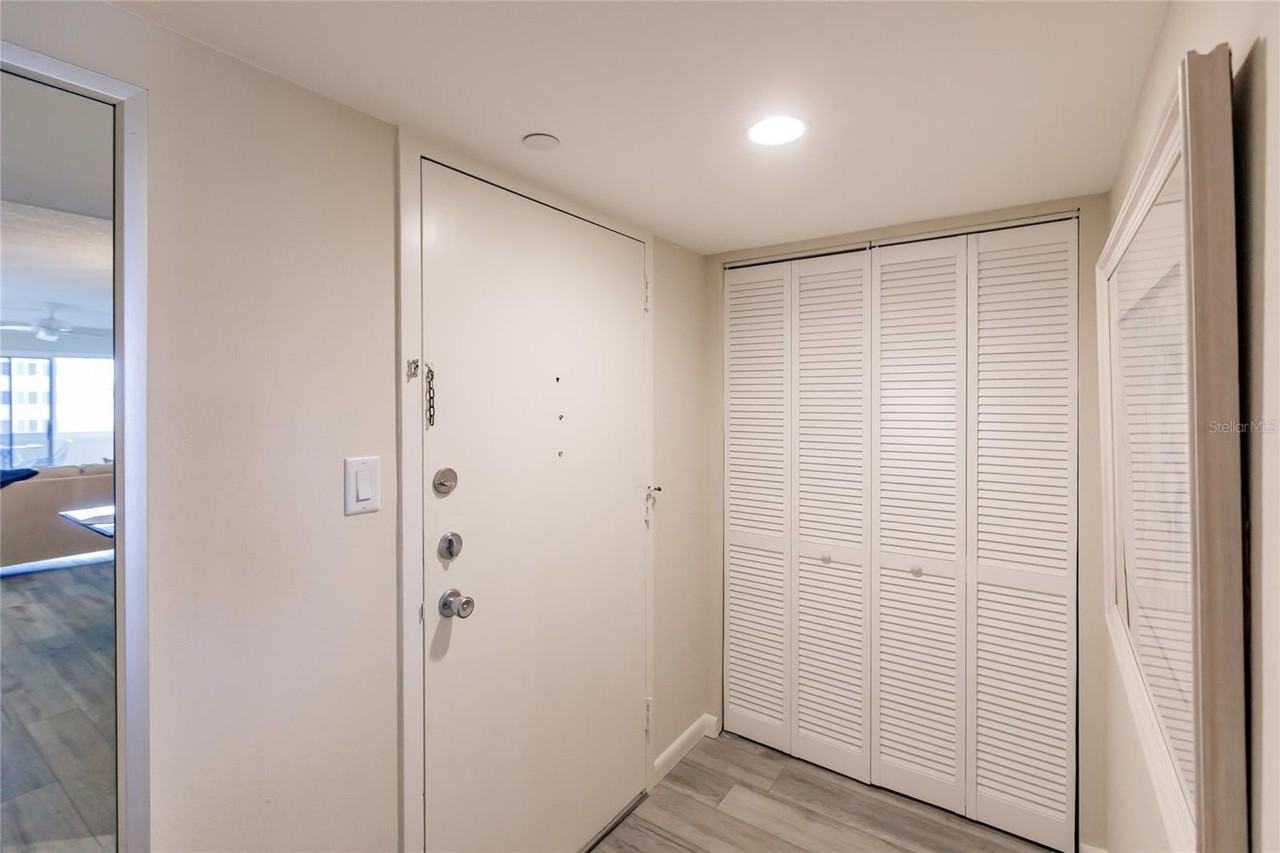 1055 W Peppertree Dr #506AA - Photo 2 of 31