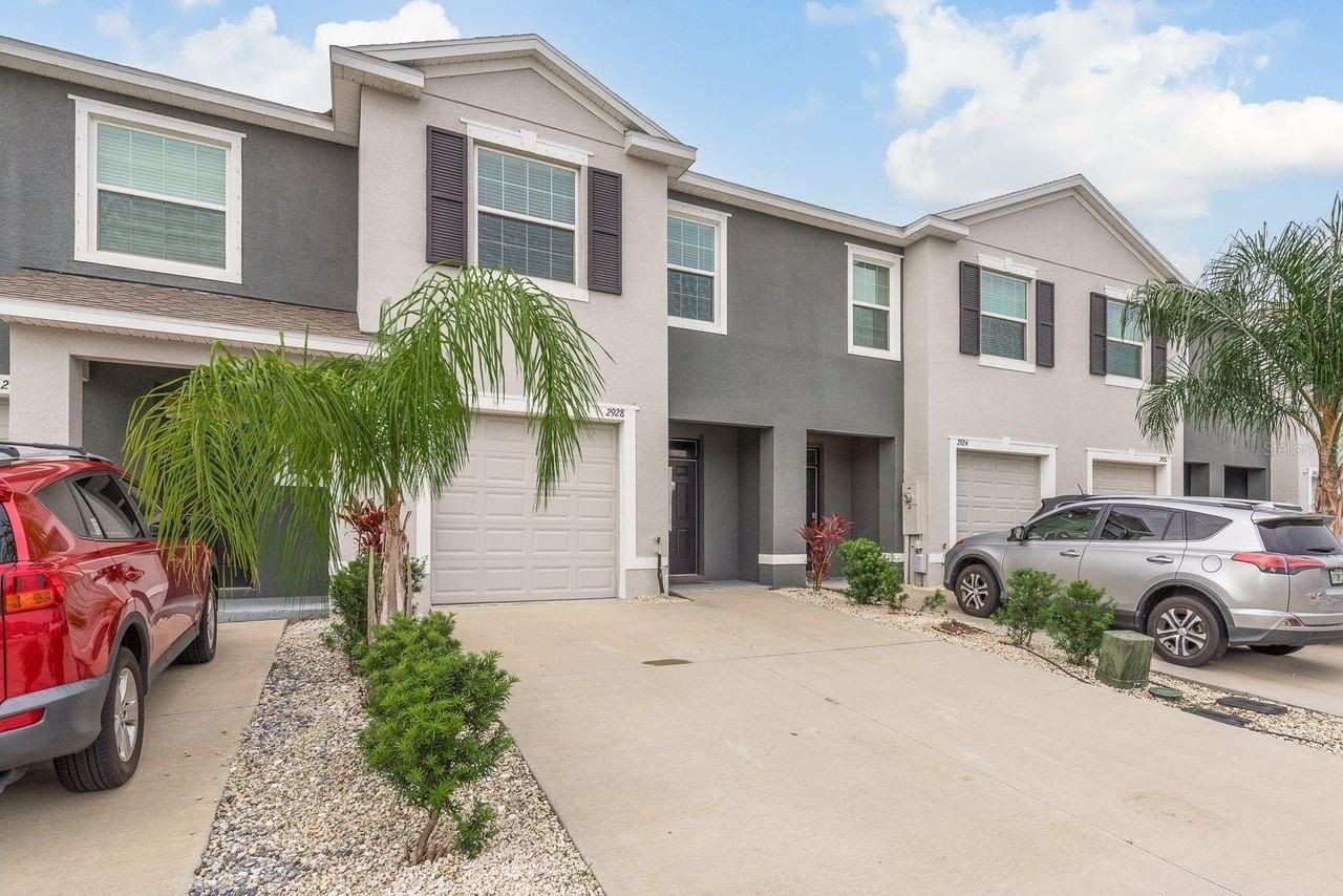 2928 Beluga Bay Dr - Photo 2 of 42