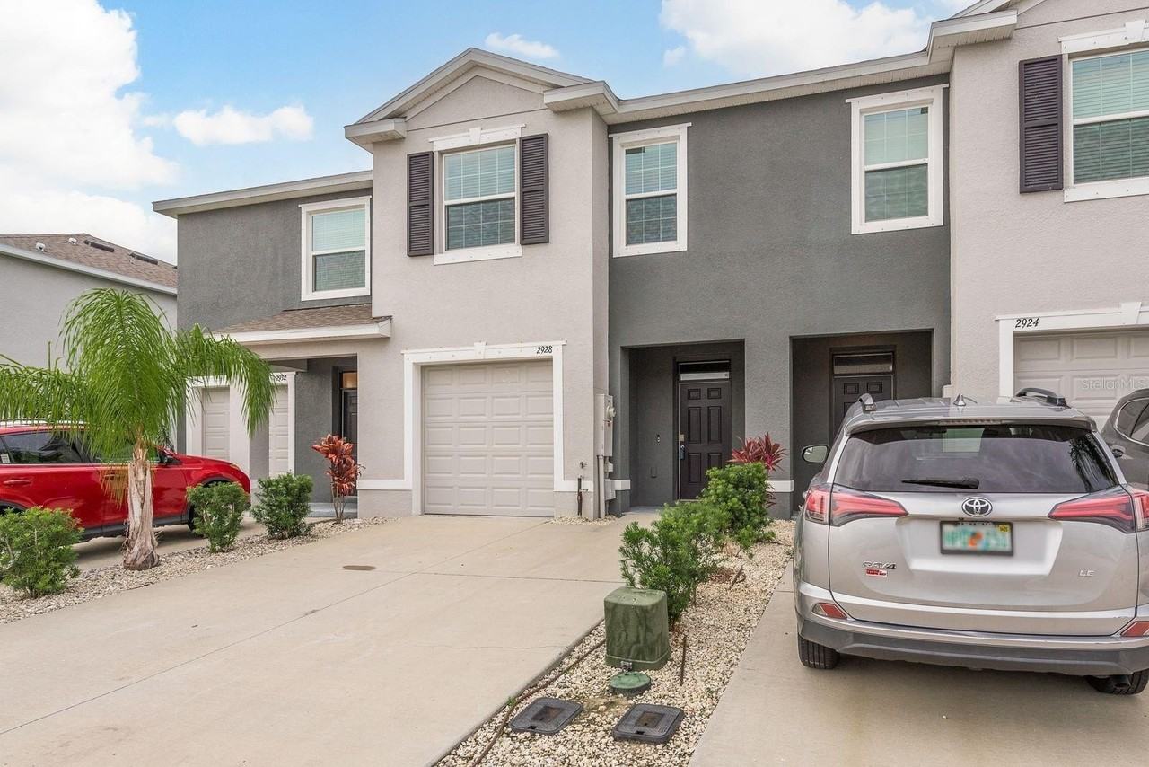 2928 Beluga Bay Dr - Photo 3 of 42