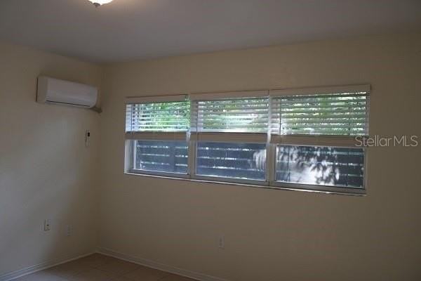 224 11th Ave N #1 - Photo 6 of 10