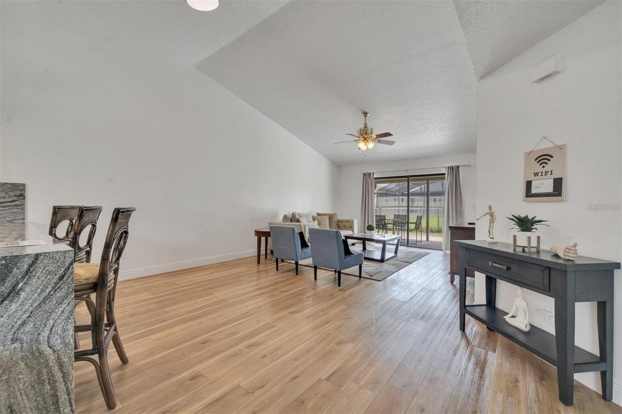 153 Sandalwood Dr - Photo 6 of 25