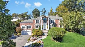 featured image of 22 Bayside Dr