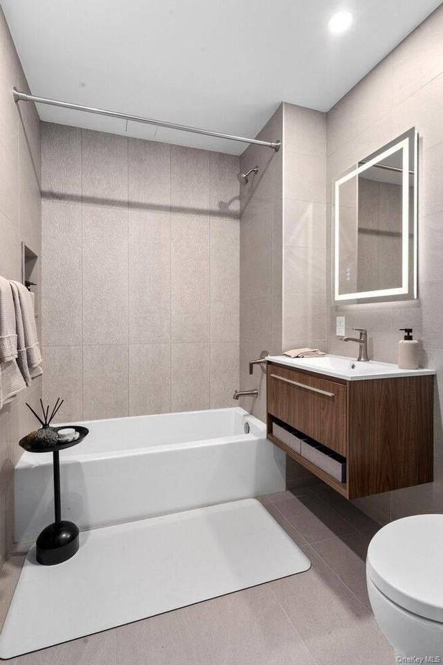 36 India St #2G - Photo 5 of 11