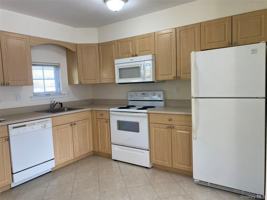 featured image of 7 Dominick Ct