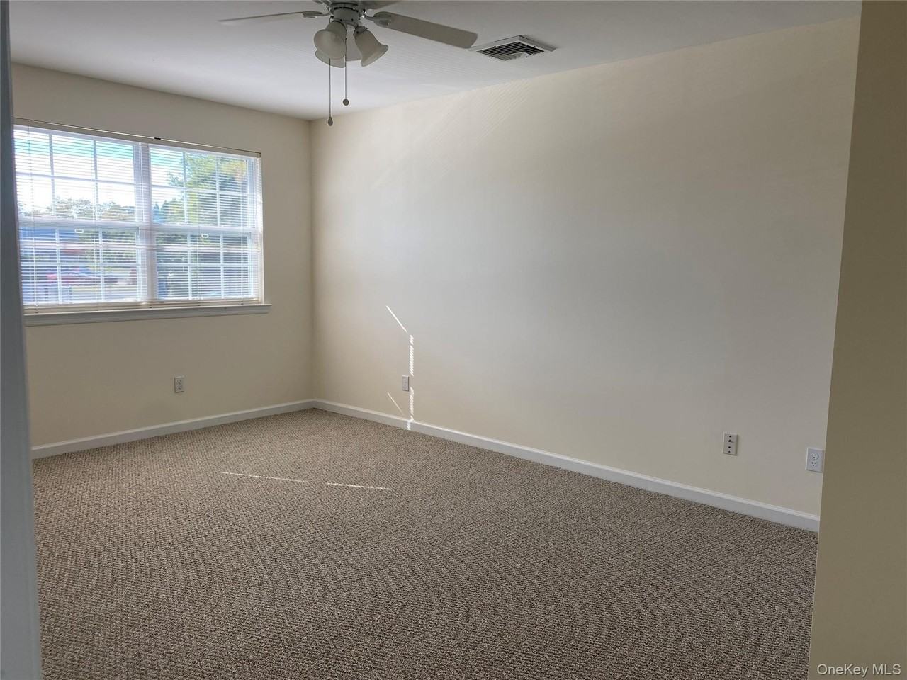 7 Dominick Ct - Photo 5 of 8