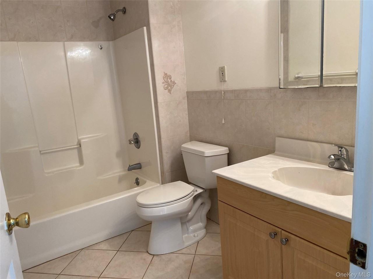 7 Dominick Ct - Photo 6 of 8