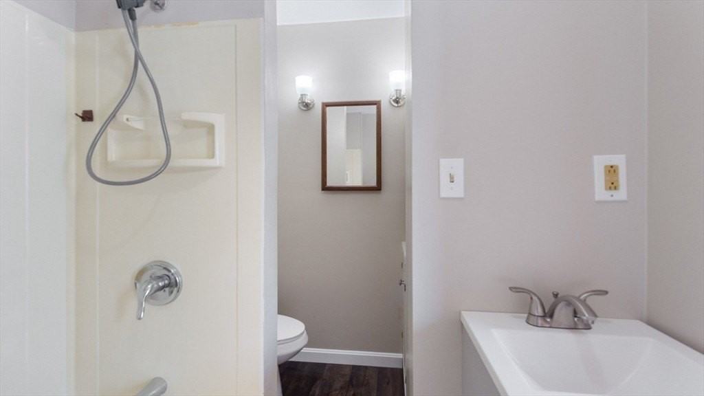 88 Winthrop St Apt 3 #3 - Photo 7 of 13