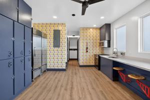 featured image of N Robertson St