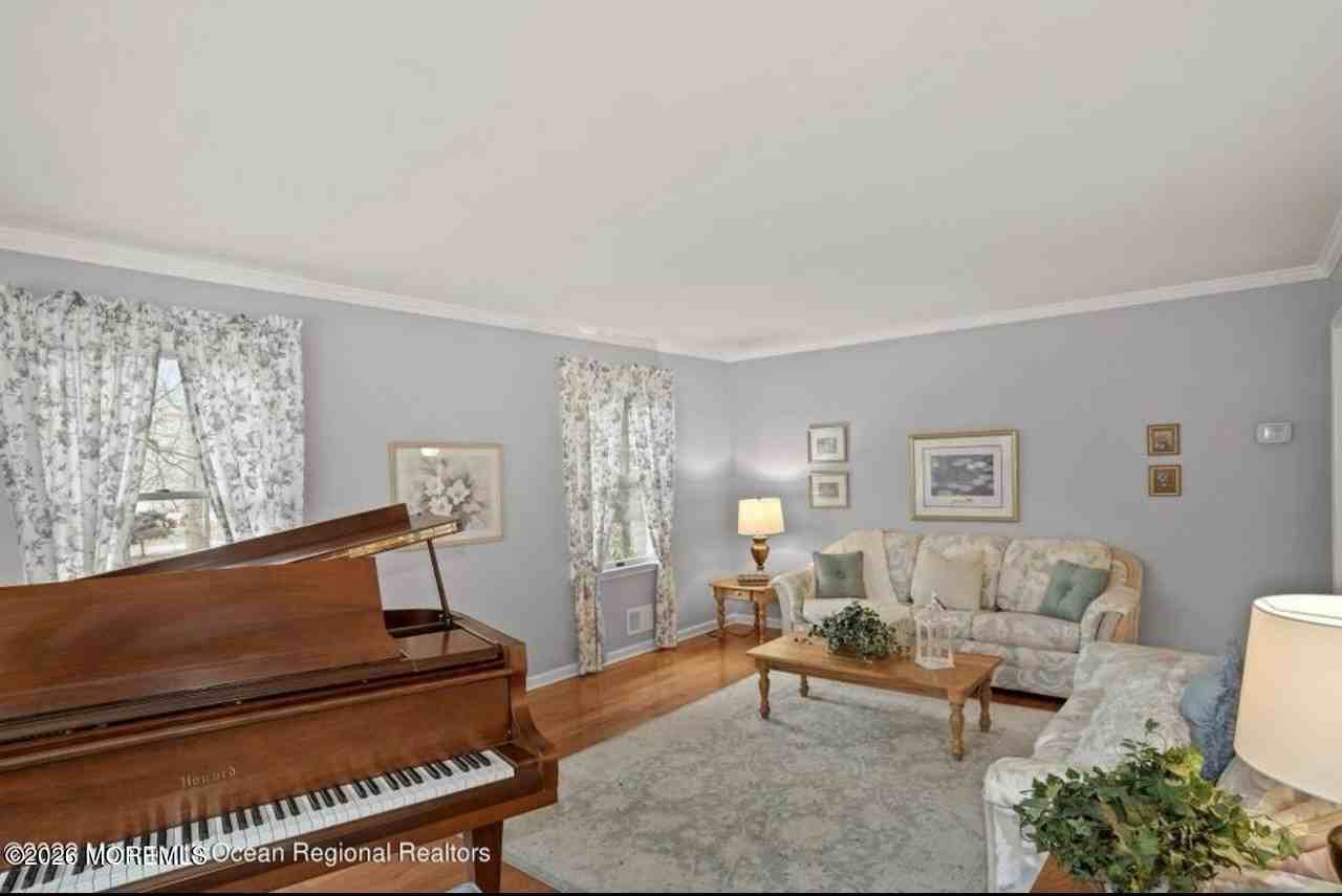 5 Shepherds Way - Photo 6 of 37