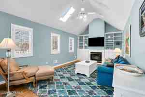 featured image of 79 Riverdale Ave