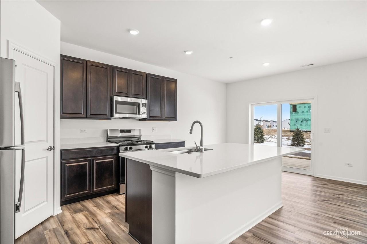 142 Henderson St Unit 142 #142 - Photo 7 of 17