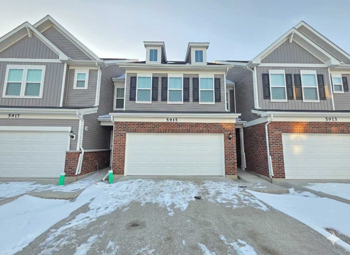 5915 Hawkweed Dr Unit 08703 #08703 - Photo 2 of 31