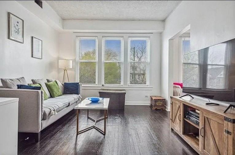 4833 N Ashland Ave Unit 2 #2 - Photo 2 of 13