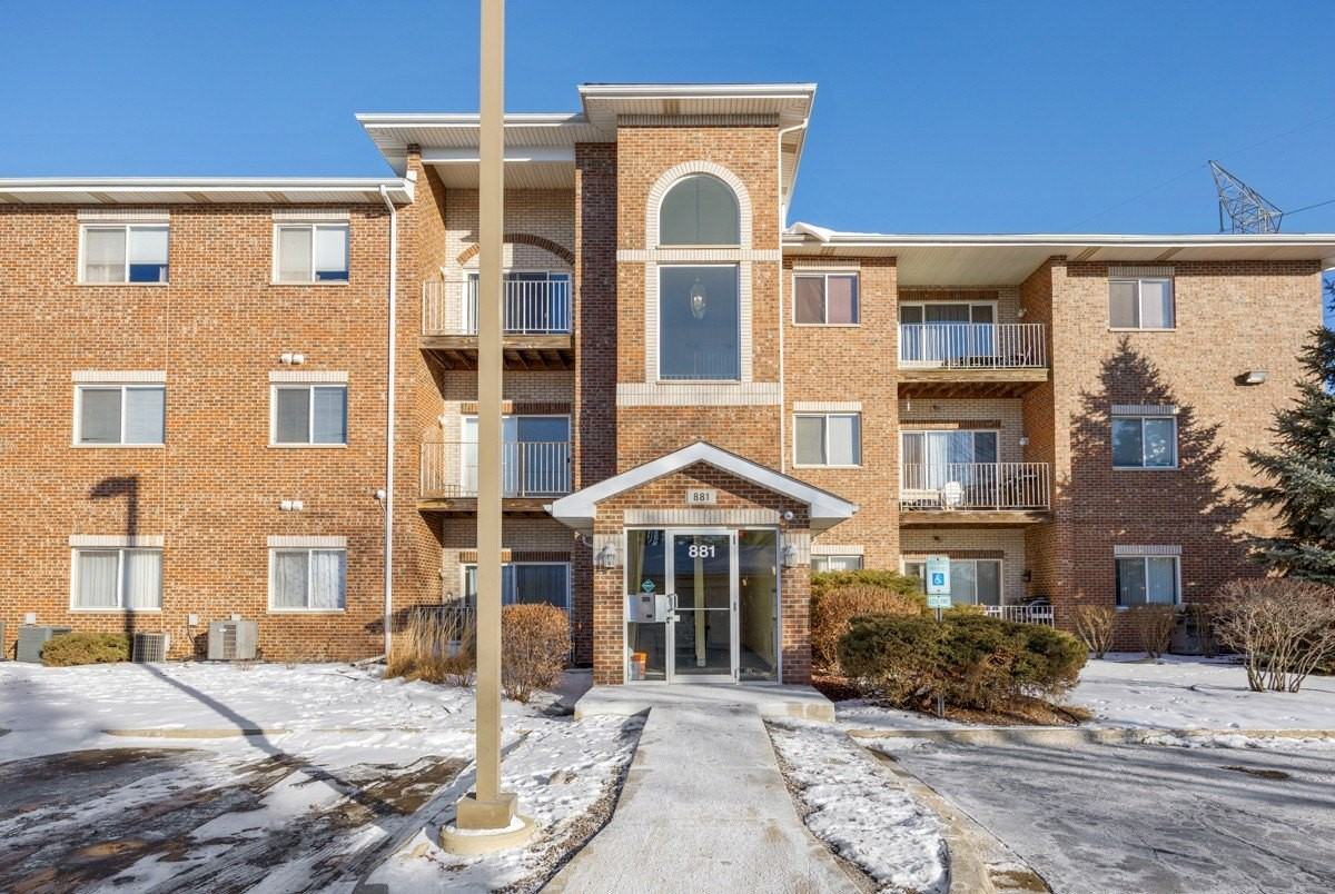 881 N Swift Rd Unit 203 #203 - Photo 3 of 25