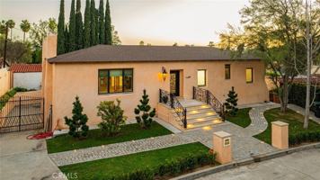 featured image of 954 Rosemount Rd