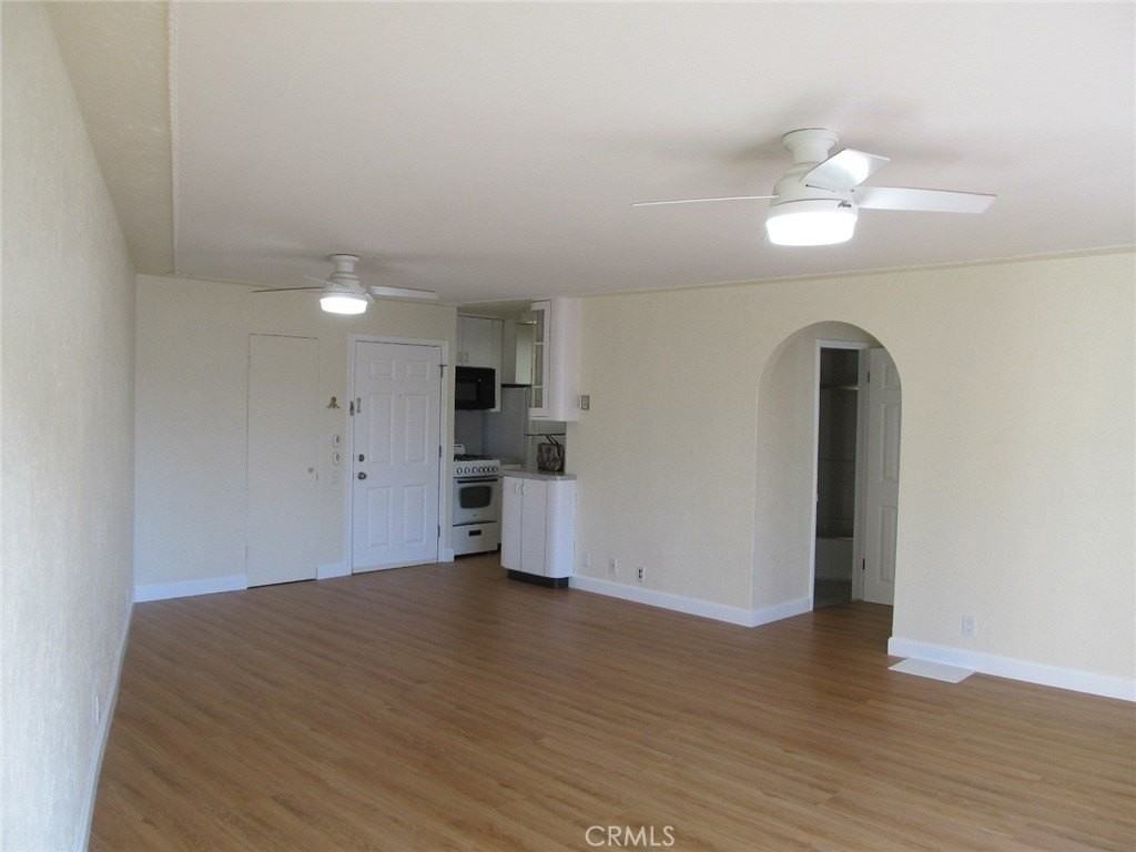 2035 4th St #202C - Photo 4 of 30