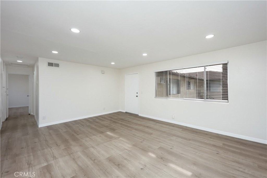 10612 Parrot Ave #201 - Photo 5 of 21