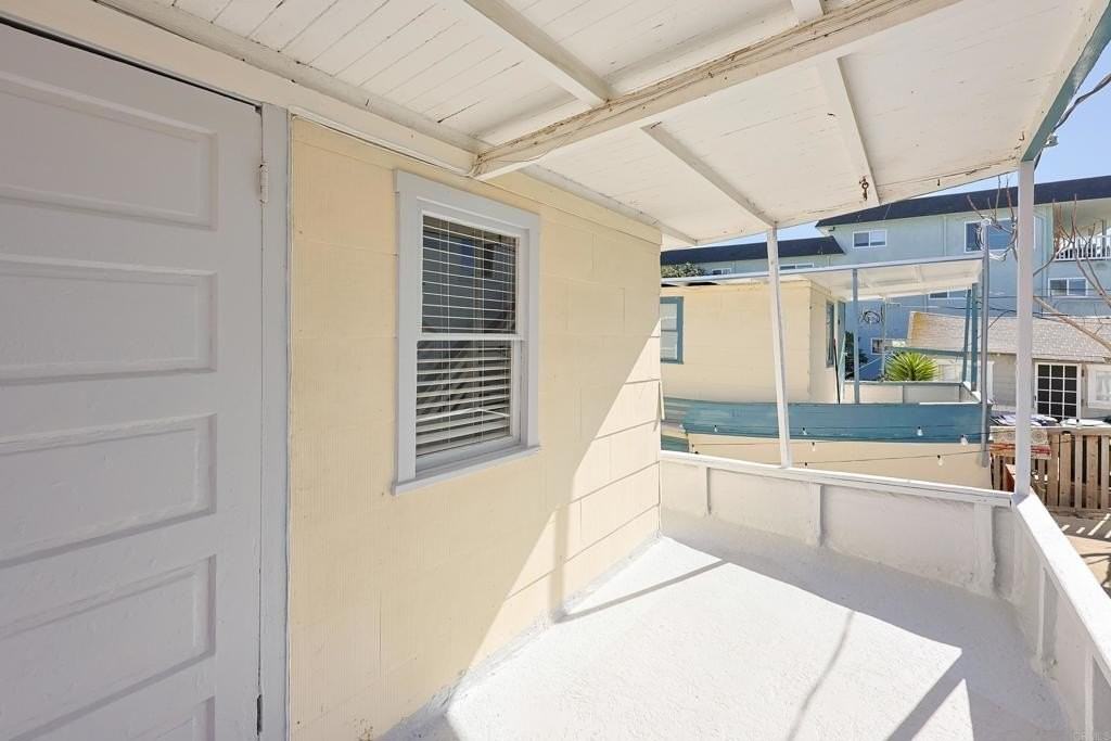 726 3rd St - Photo 7 of 29