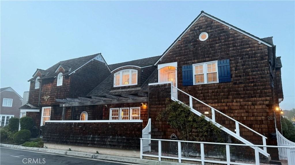 28 Beacon Bay 1/2 - Photo 2 of 25