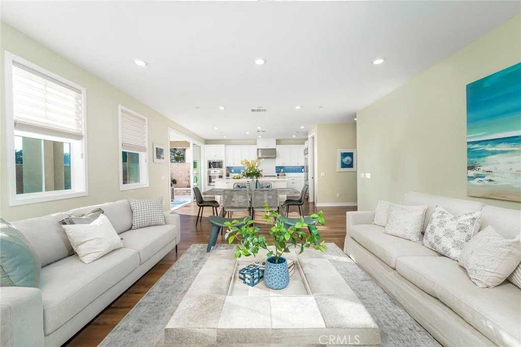 25948 Meadow Dr - Photo 2 of 50