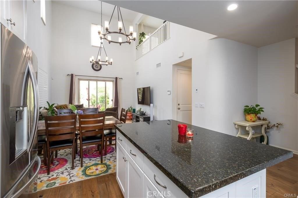 101 Painted Trellis - Photo 4 of 18