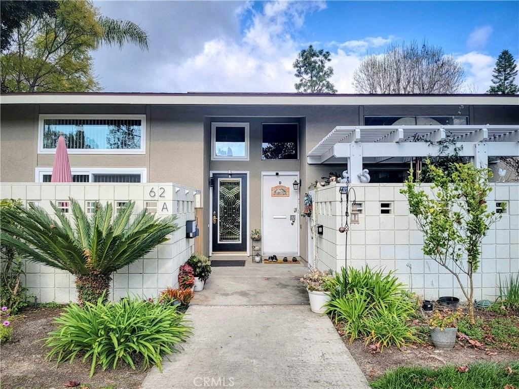 62 Calle Cadiz #A - Photo 2 of 32