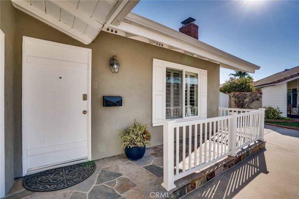 6612 Kirklund Cir - Photo 6 of 50