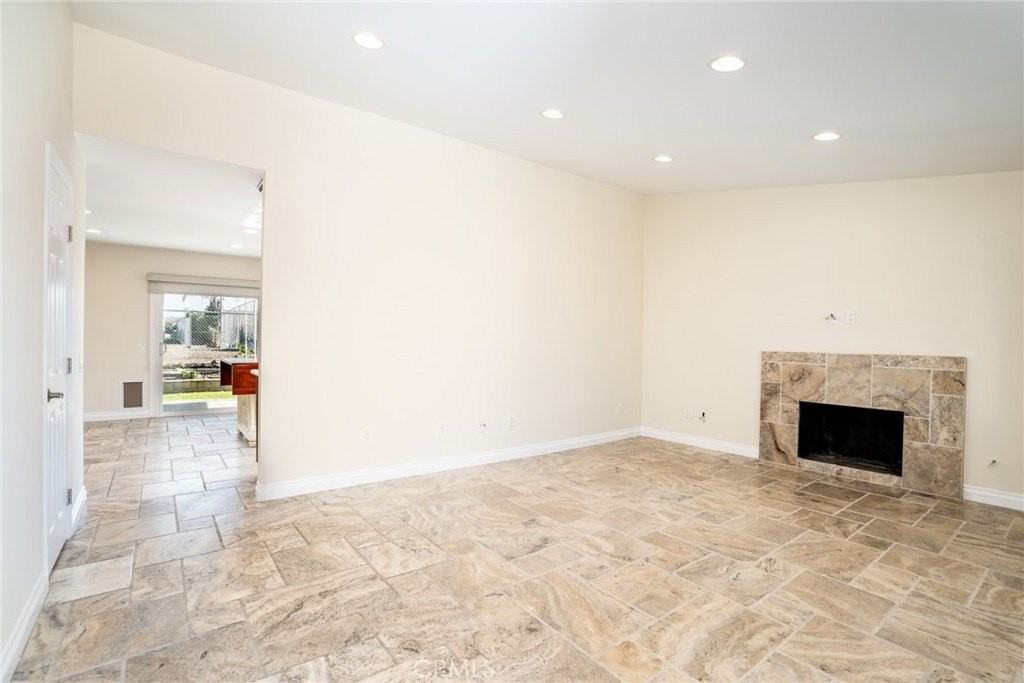 6612 Kirklund Cir - Photo 7 of 50