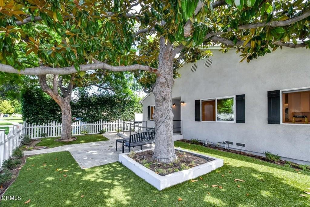 630 N Niagara St - Photo 3 of 27