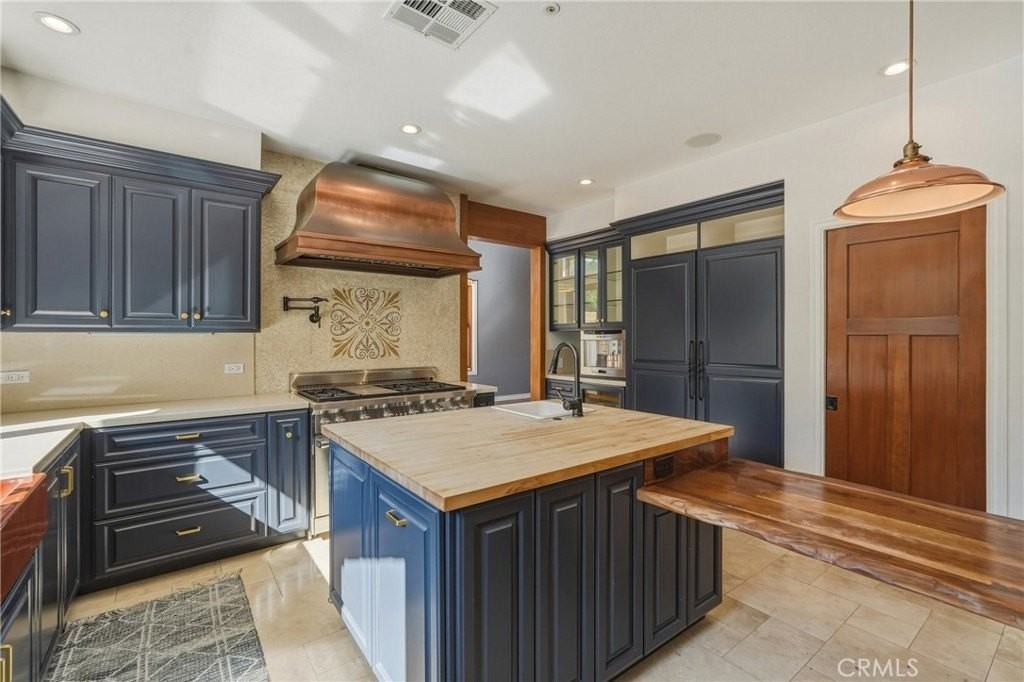 6750 Andover Ln - Photo 2 of 20