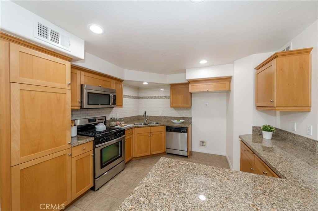 1401 Lomita Blvd #211 - Photo 3 of 41