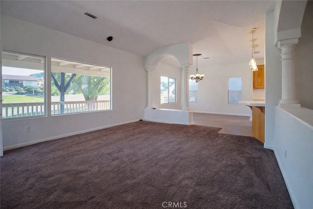 23235 Continental Dr - Photo 7 of 19