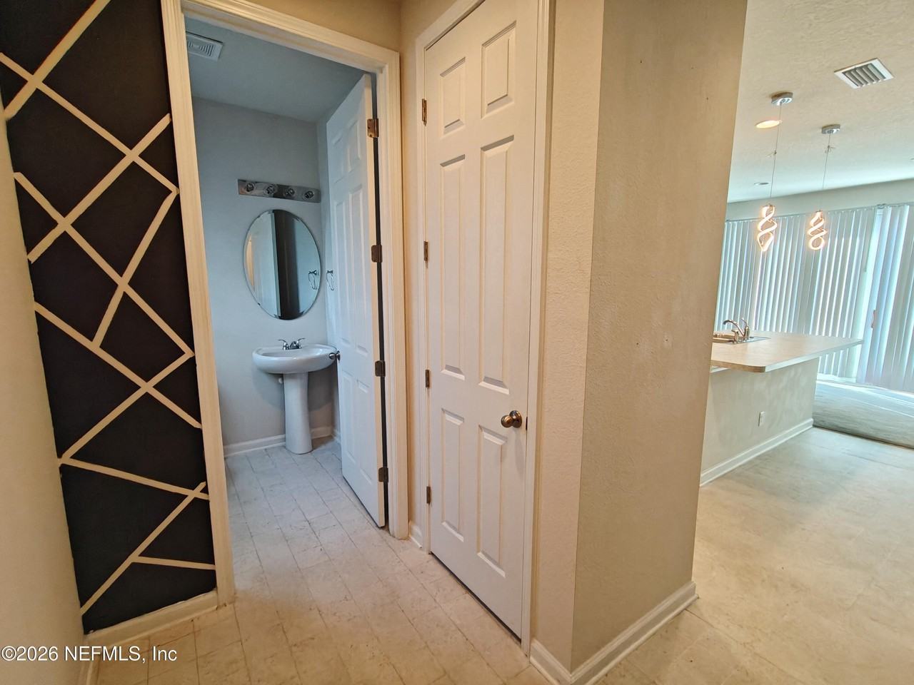 5138 Sawmill Point Way - Photo 6 of 49