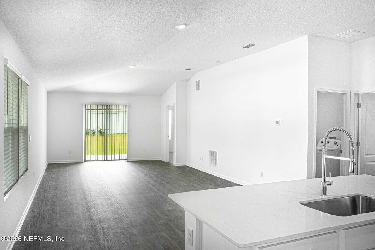 342 Rio Salado Rd - Photo 4 of 31